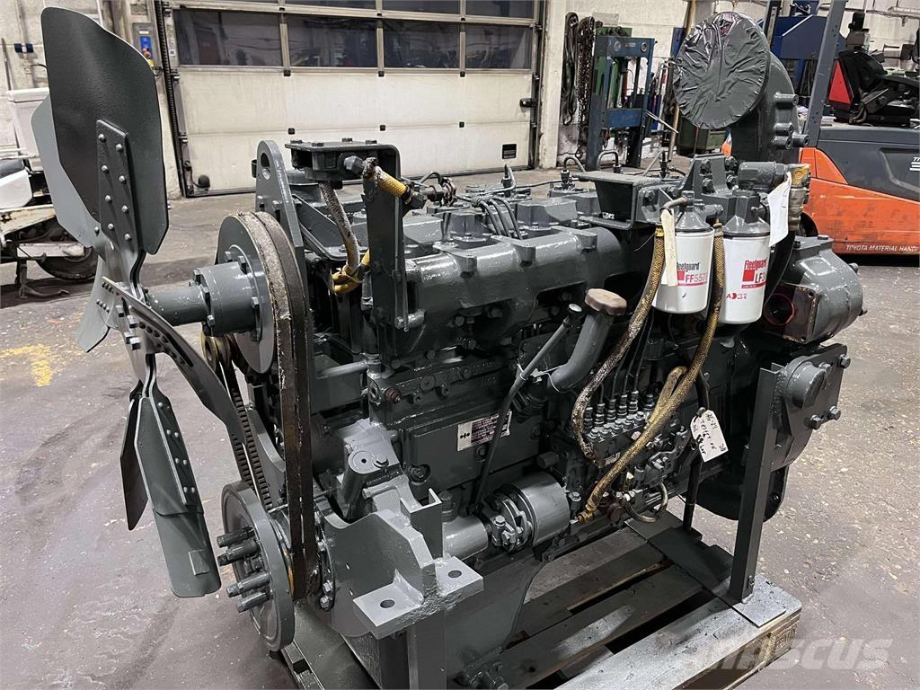 Komatsu 6D125-1 motor ex. Komatsu D65P-8 #45916 Motorer