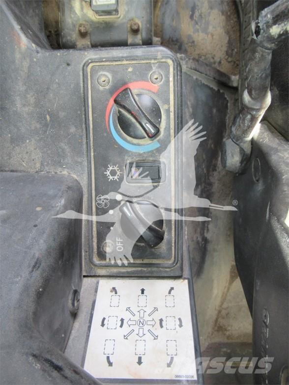 Takeuchi TL10 Minilæsser - skridstyret