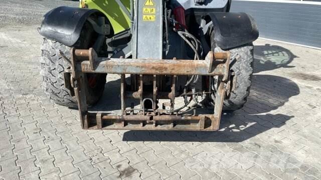 Claas Claas Scorpion 741 / Liebherr / 7 m / 4 to Teleskoplæssere