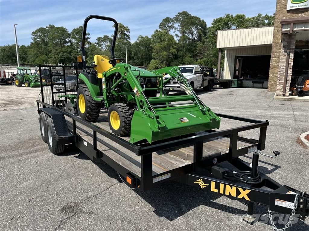 John Deere 2025R Kompakte traktorer