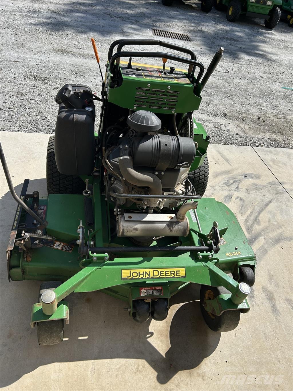 John Deere 652M Traktorklippere