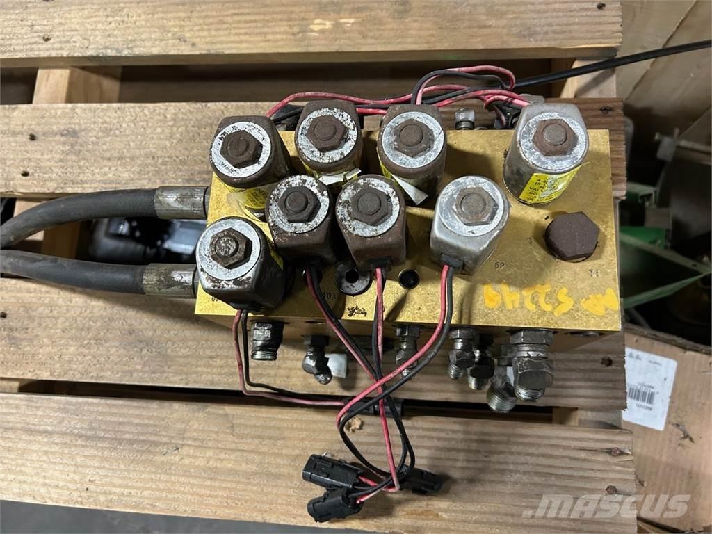 John Deere A52249 valve block w/ valves Andre såmaskiner