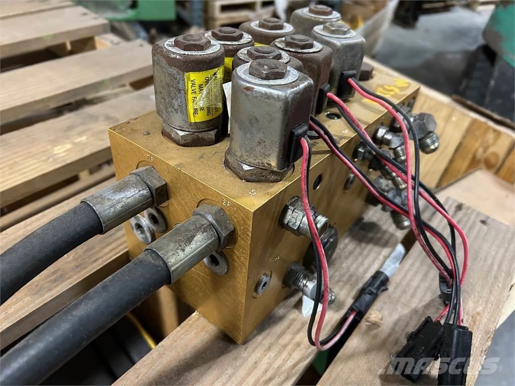 John Deere A52249 valve block w/ valves Andre såmaskiner
