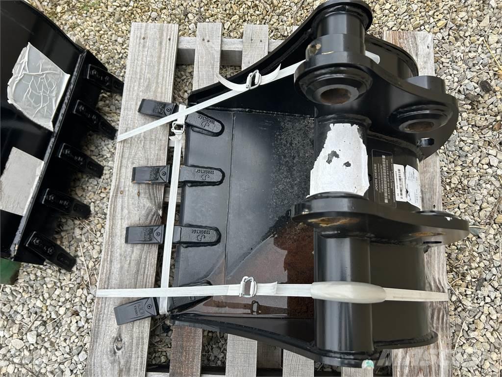 John Deere BYT11909 Entreprenør - Andet