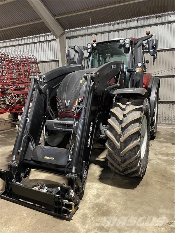 Valtra T 235 D GPS/RTK, Vendbar kabine, Frontlæsser Traktorer