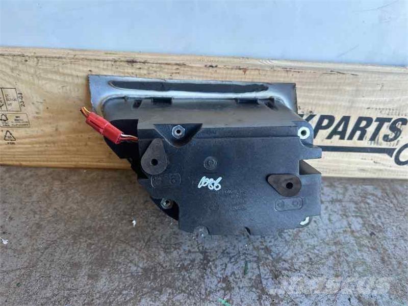 Scania SPOT LAMP 2535366 Transport – Andet