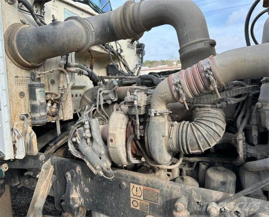 Paccar MX-13 Motorer