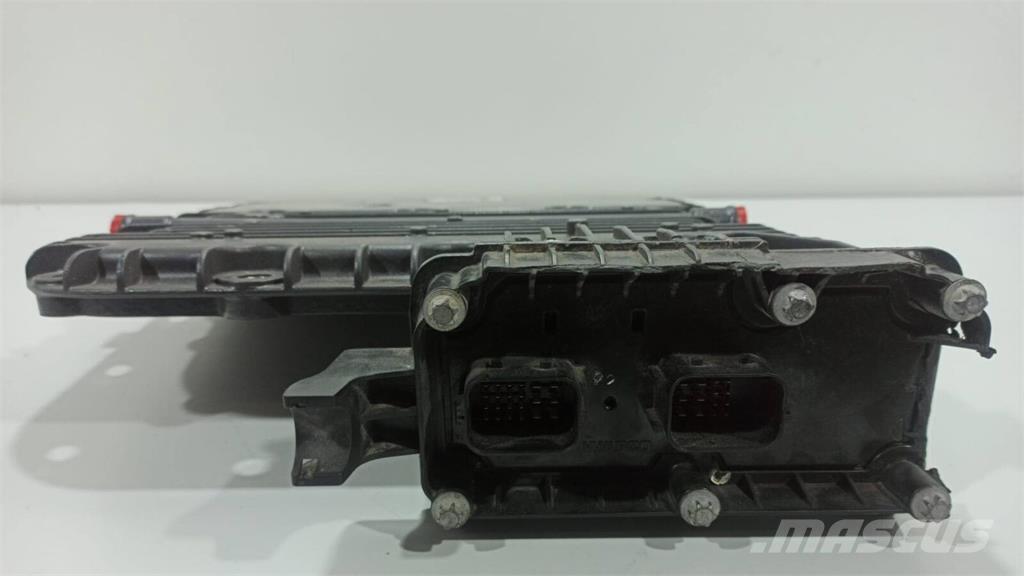 Volvo B11R ( 3 ) / AT2412E Atuador Electrónico Superior  Elektronik