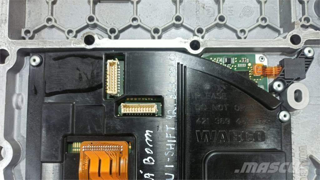 Volvo B11R ( 3 ) / AT2412E Atuador Electrónico Superior  Elektronik