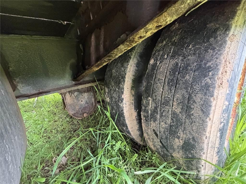 TOWMASTER T-40LP Anhænger med lad/Flatbed