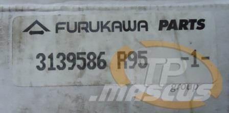 IHC 3139586R95 IHC Kolben KIT Motorer