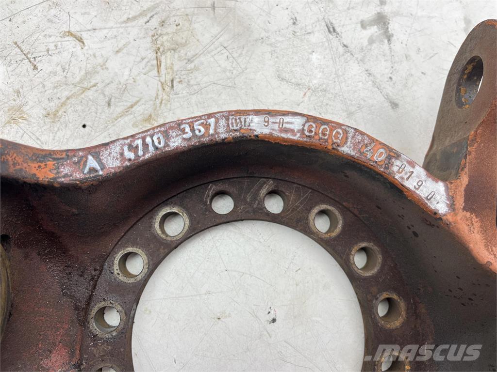 Faun RTF 50 Steering knuckle 16 holes axle 3 left Aksler