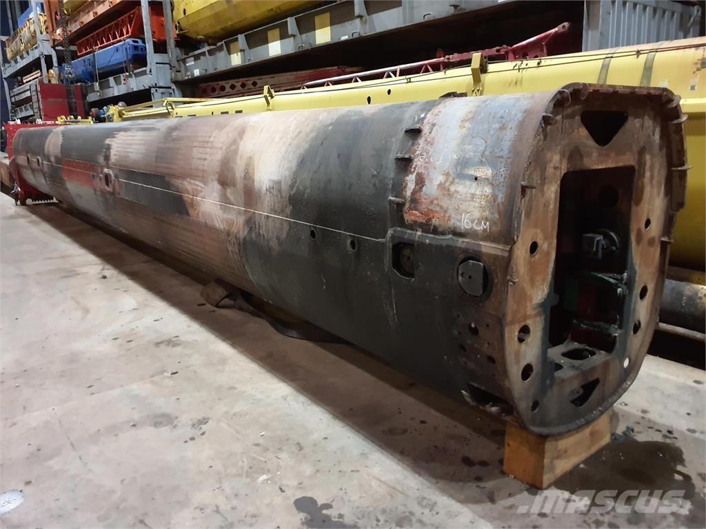 Grove GMK 6400 Telescopic boom section 1 Krandele og udstyr