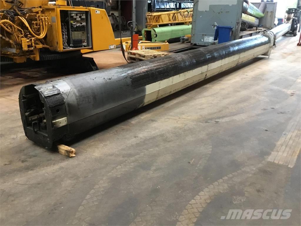 Liebherr LTM 1070-4.2 telescopic section 4 Krandele og udstyr