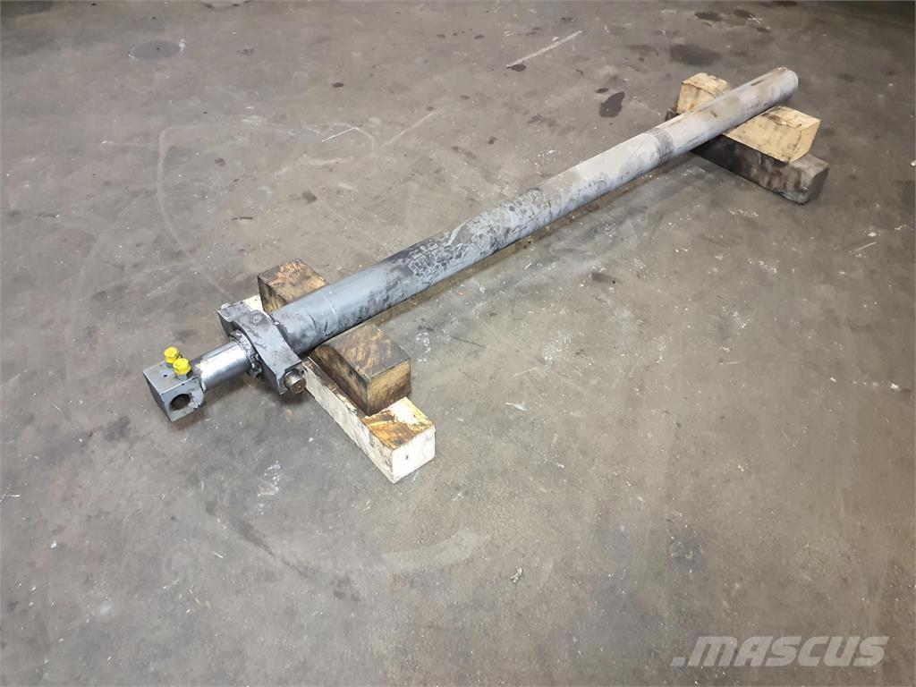 Liebherr LTM 1250-6.1 Extension ram sliding beam Krandele og udstyr