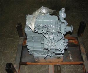 Kubota D902ER-GEN Rebuilt Engine: Steiner 440 Turf Tracto