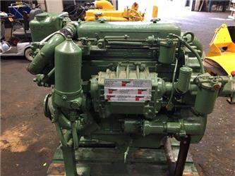 Detroit 4-71 marine motor