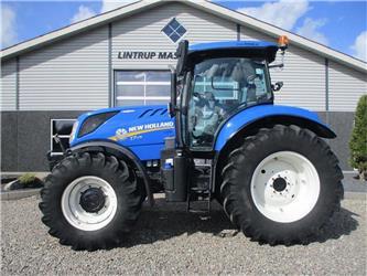 New Holland T7.175 AutoCommand med Frontlift & FrontPTO