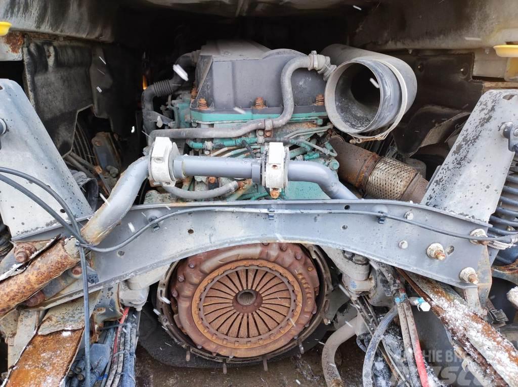 Volvo FH 480 6x2 D13A480 ENGINE / GEARBOX DEFECT Chassis og suspension