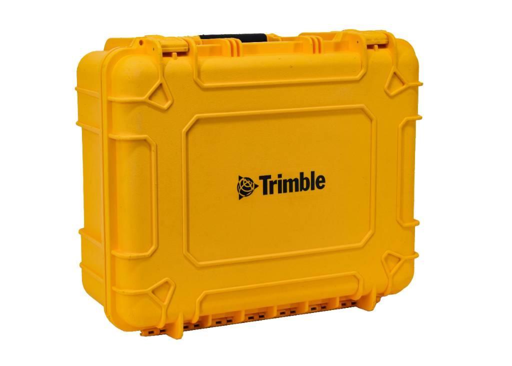 Trimble Single R8 Model S 410-470 MHz GPS Base Station Kit Andet tilbehør