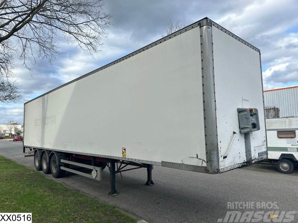  GENERAL TRAILERS gesloten bak Steel Suspension Semi-trailer med fast kasse