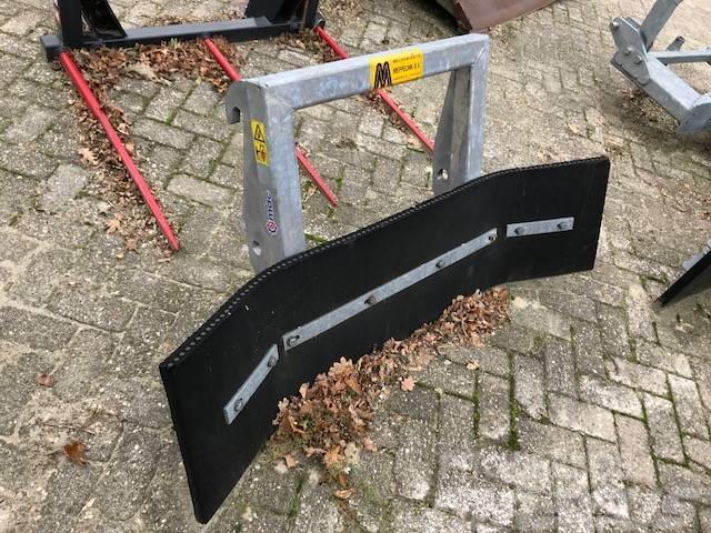 Qmac  rubberschuif 150 cm Weidemann Andre staldmaskiner