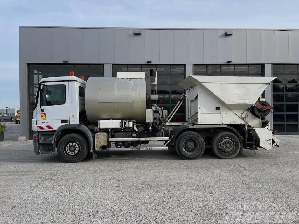 Mercedes-Benz Actros 2532 Bitumen splitter / spray truck Bitumen maskiner
