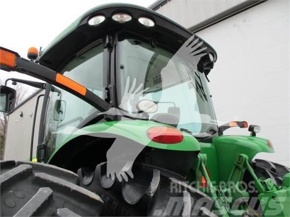 John Deere 8235R Traktorer