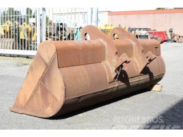  Ditch Cleaning Bucket NG 3 2200 Skovle