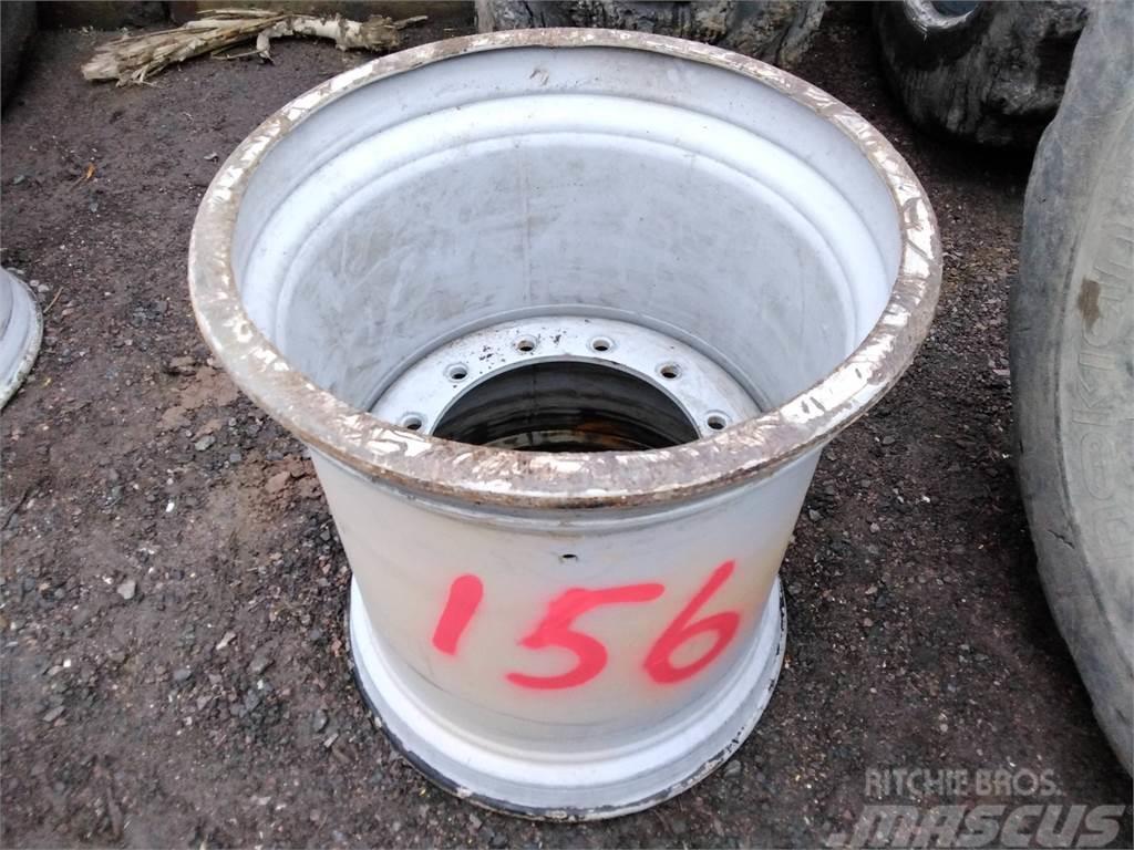 Komatsu 875 28x26,5 Dæk, hjul og fælge