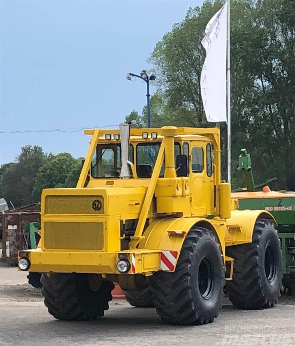 Kirovets K 700 A Traktorer