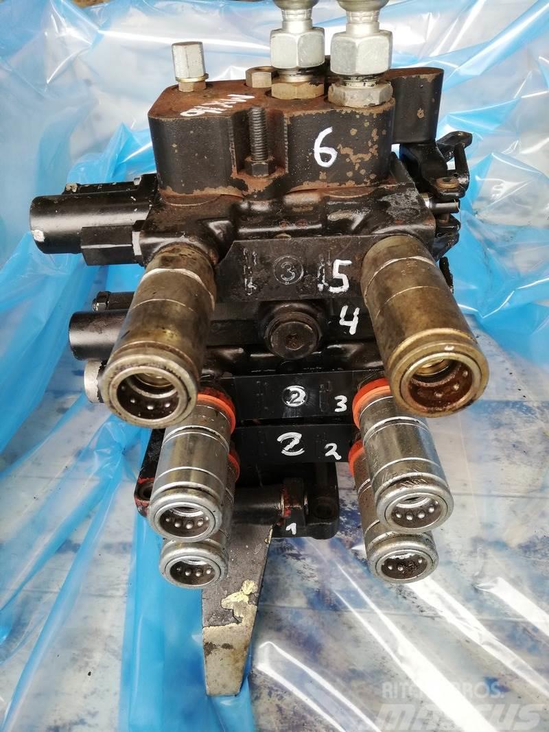 Case IH MX110 Power Beyond valve Hydraulik