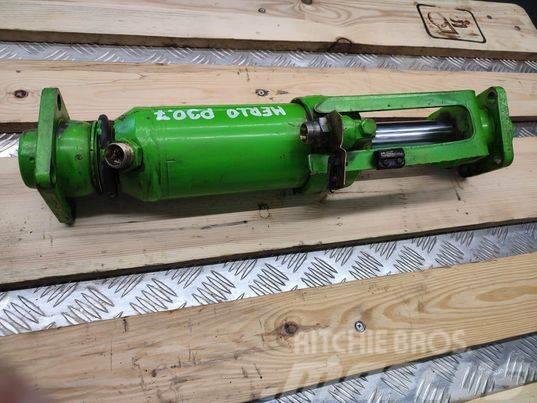 Merlo P30.7  Axle levelling actuator Booms og dippers