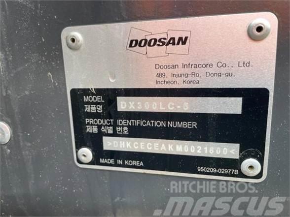 Doosan DX300 LC-5 Gravemaskiner på larvebånd