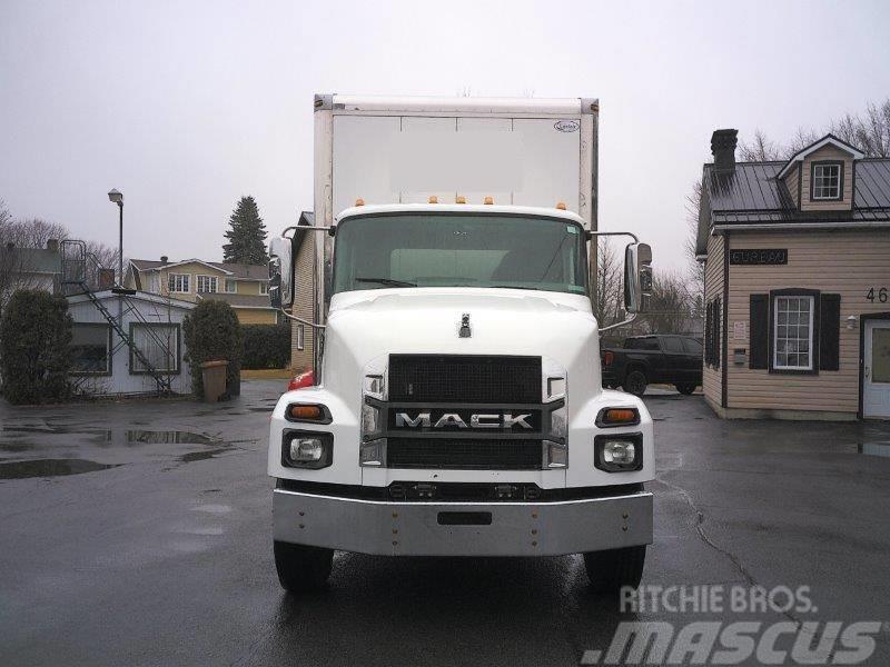 Mack MD 6 Andre lastbiler