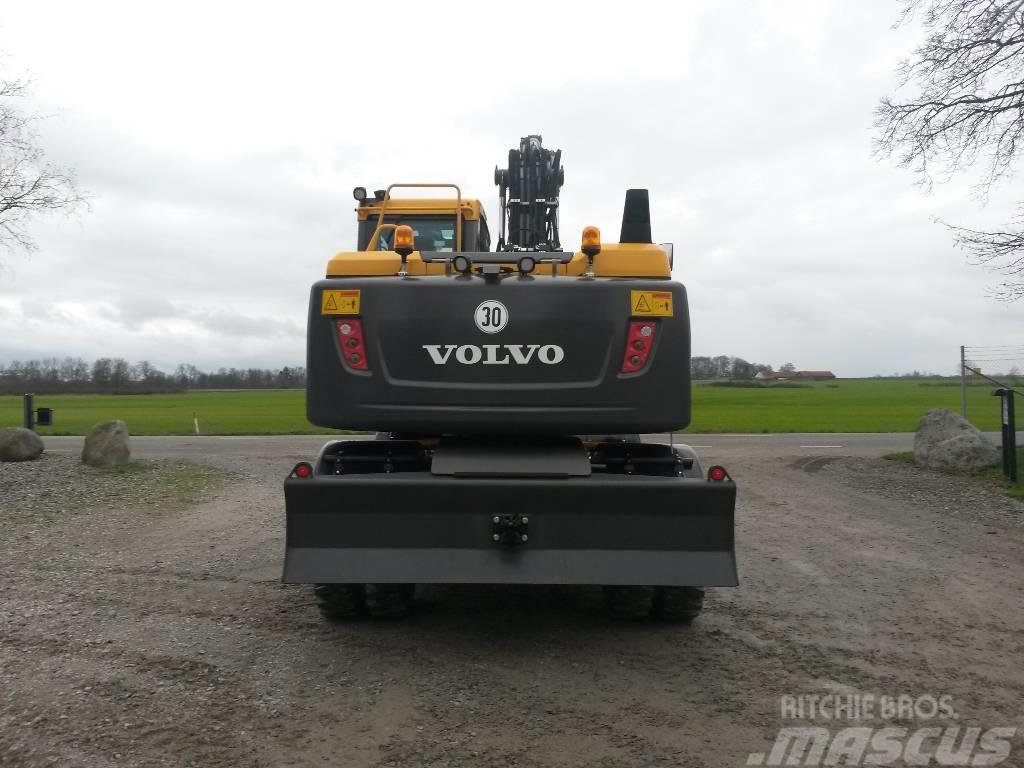 Volvo EW 140 D , Uthyres Gravemaskiner på hjul
