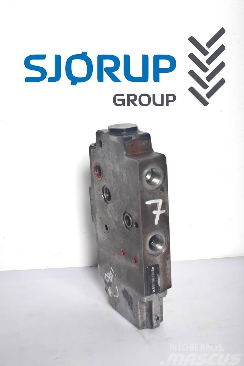 Deutz-Fahr Agrotron 6180 TTV Remote control valve Hydraulik