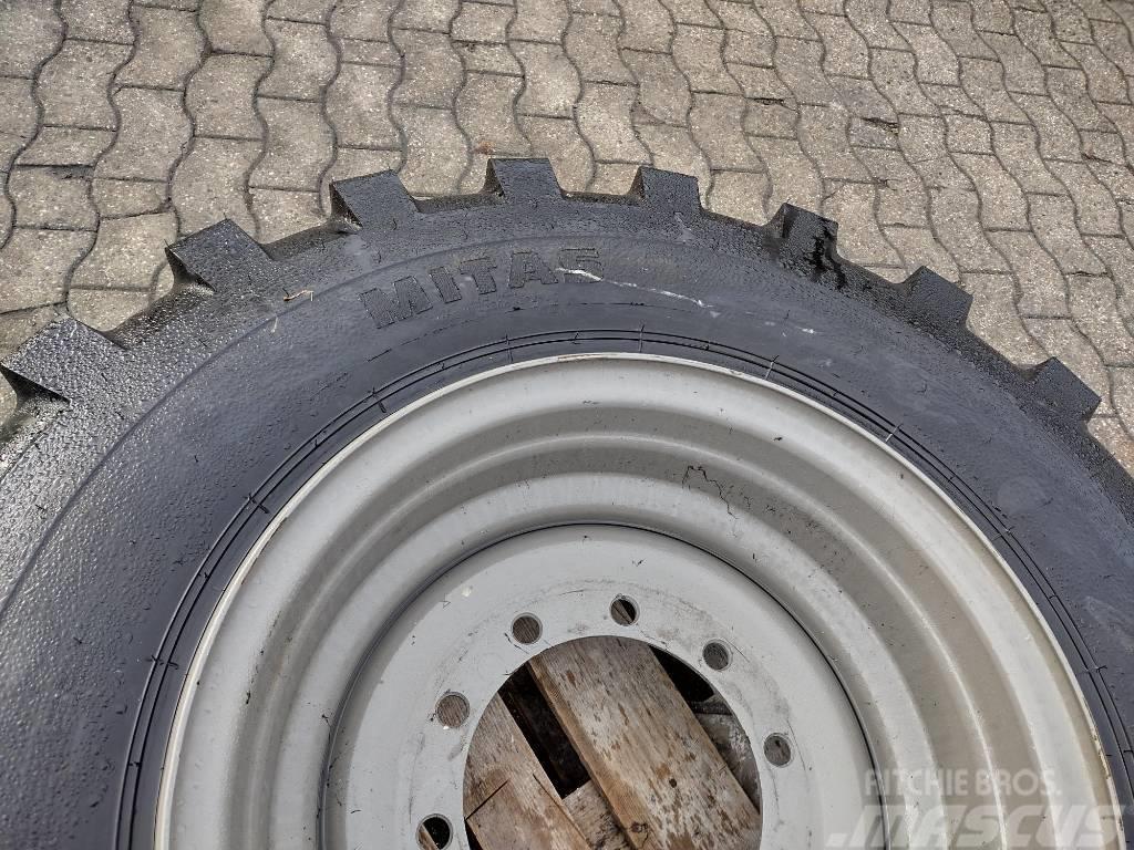 Mitas Reifen vom Atlas AR95 Dæk, hjul og fælge