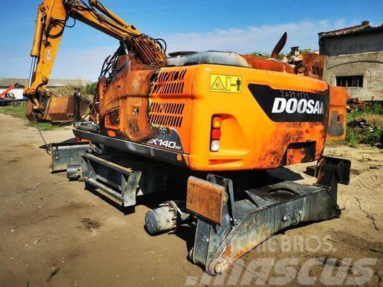 Doosan DX 140W track Bånd, kæder og understel