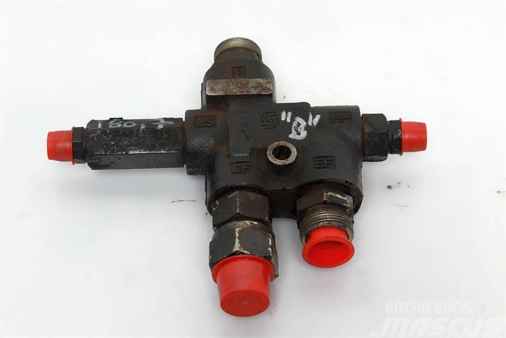 Deutz-Fahr Agrotron 180.7 Priority valve Hydraulik