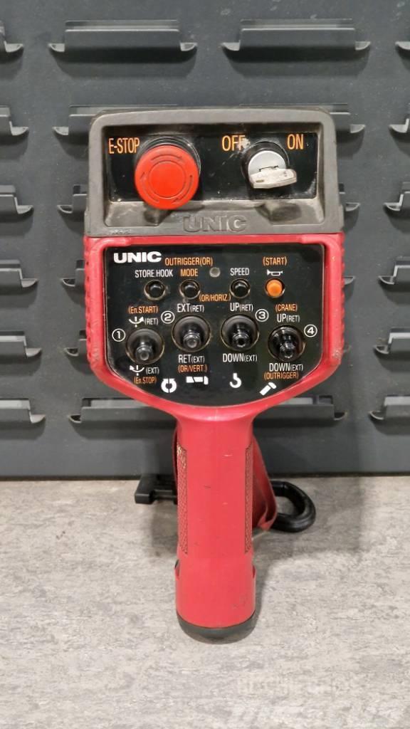Unic URW-376 Minikraner