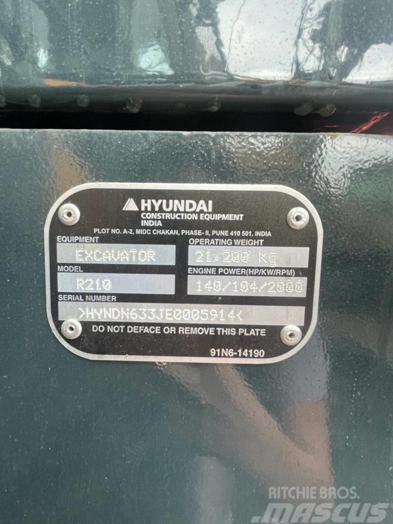 Hyundai R210 Gravemaskiner på larvebånd