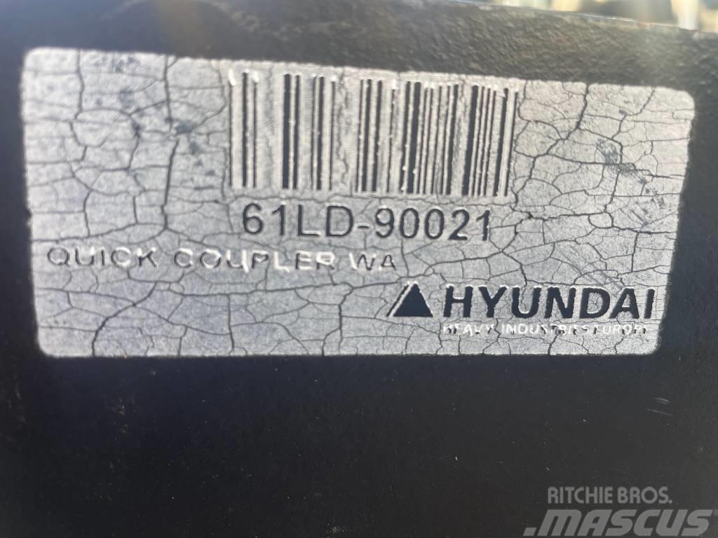 Hyundai Adapter HL757-7 to Volvo L50 - L120 Hurtigkoblere