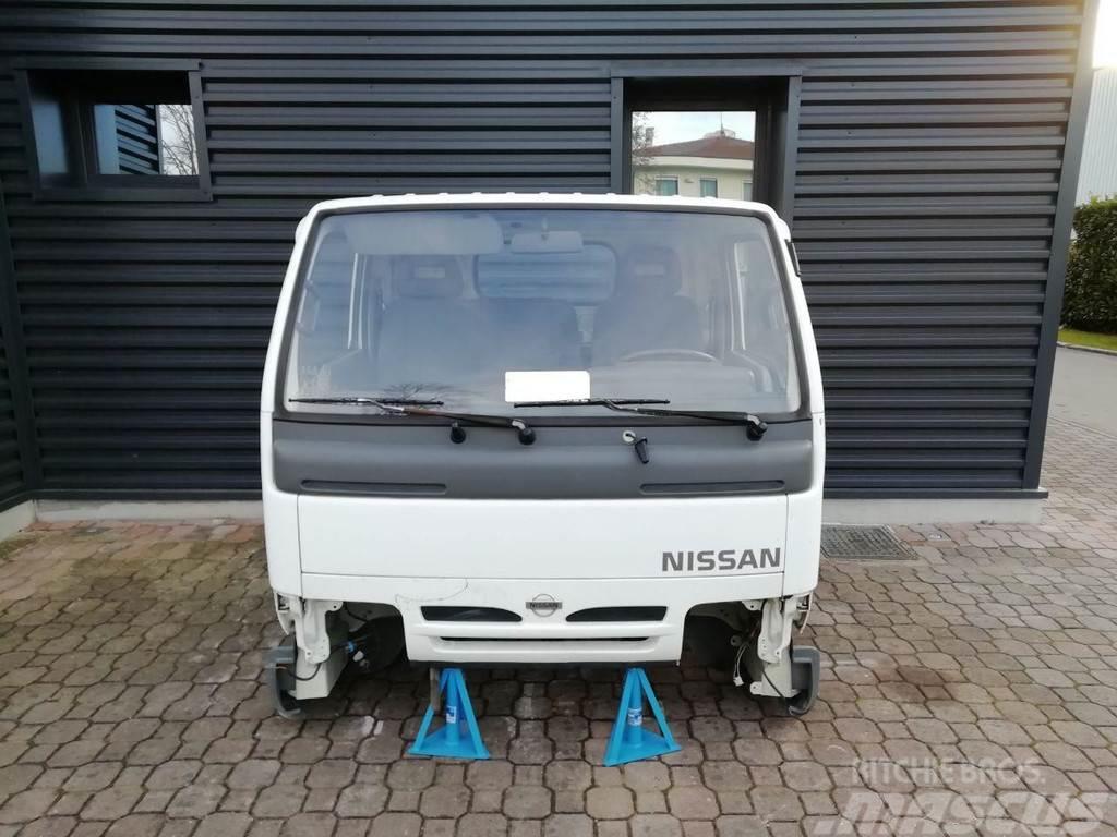 Nissan CABSTAR (1996-2006) Kabiner og interiør