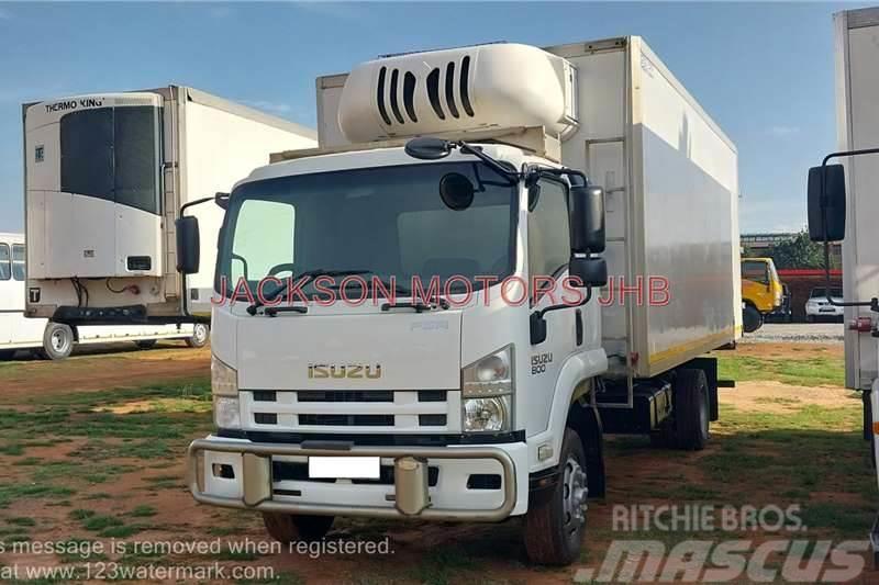Isuzu FSR800, WITH INSULATED BODY AND TRANSFRIG MT350 Andre lastbiler