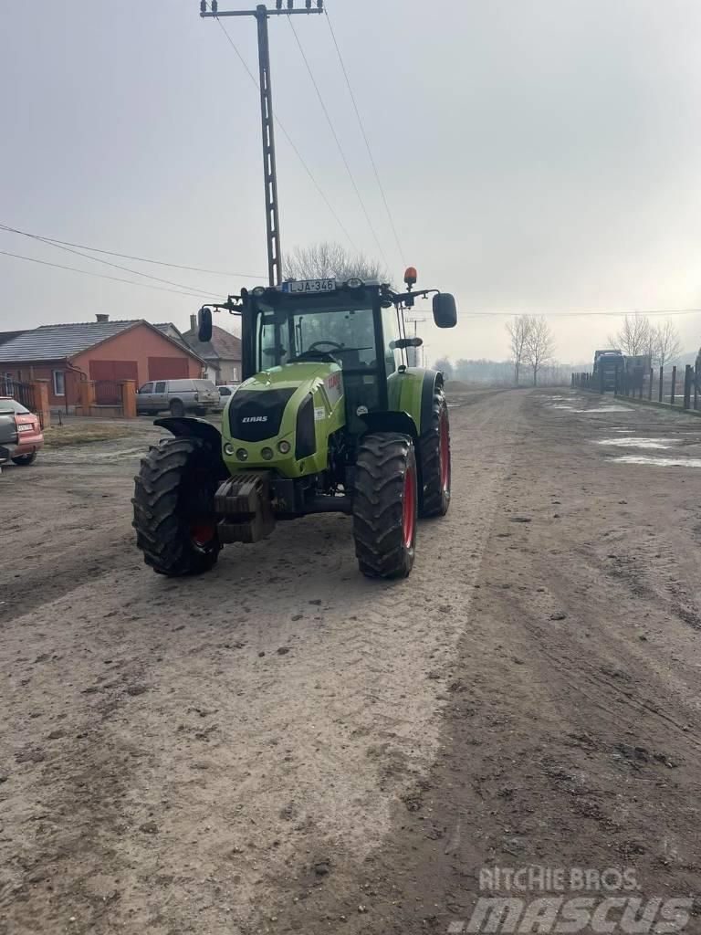CLAAS Axos 330 Traktorer
