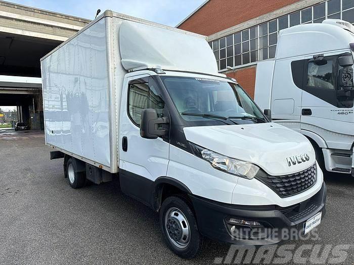 Iveco 35C14 Andre
