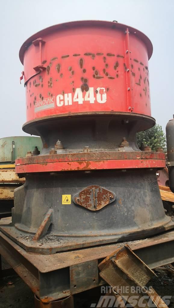 Sandvik used CH440 Cone Crusher in good running condition Knusere - anlæg
