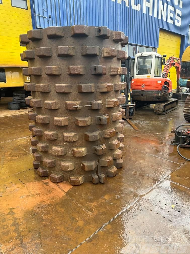 Padfoot shell 146cm diameter Tromler