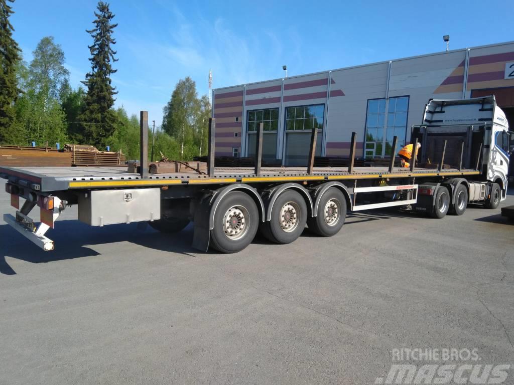 Kässbohrer SPS Semi-trailer med lad/flatbed